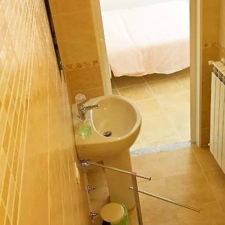 Bed & Breakfast Lucrae' Finale Ligure