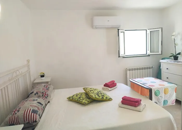 Bed & Breakfast Lucrae' 3*